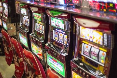 Roulette wheel spinning with live dealer